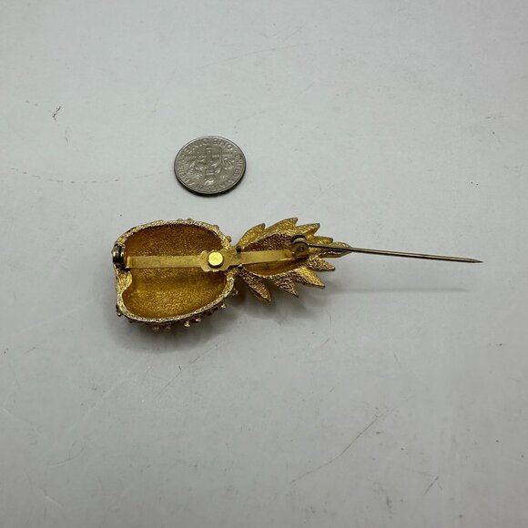Vintage Gold-Tone Pineapple Brooch Pin - Picture 4 of 4